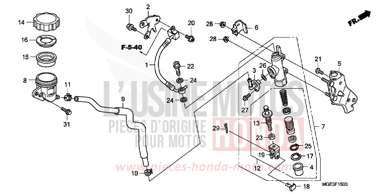 MAITRE-CYLINDRE FREIN AR. de VFR1200F DCT CANDY PROMINENCE RED (R342) 2010